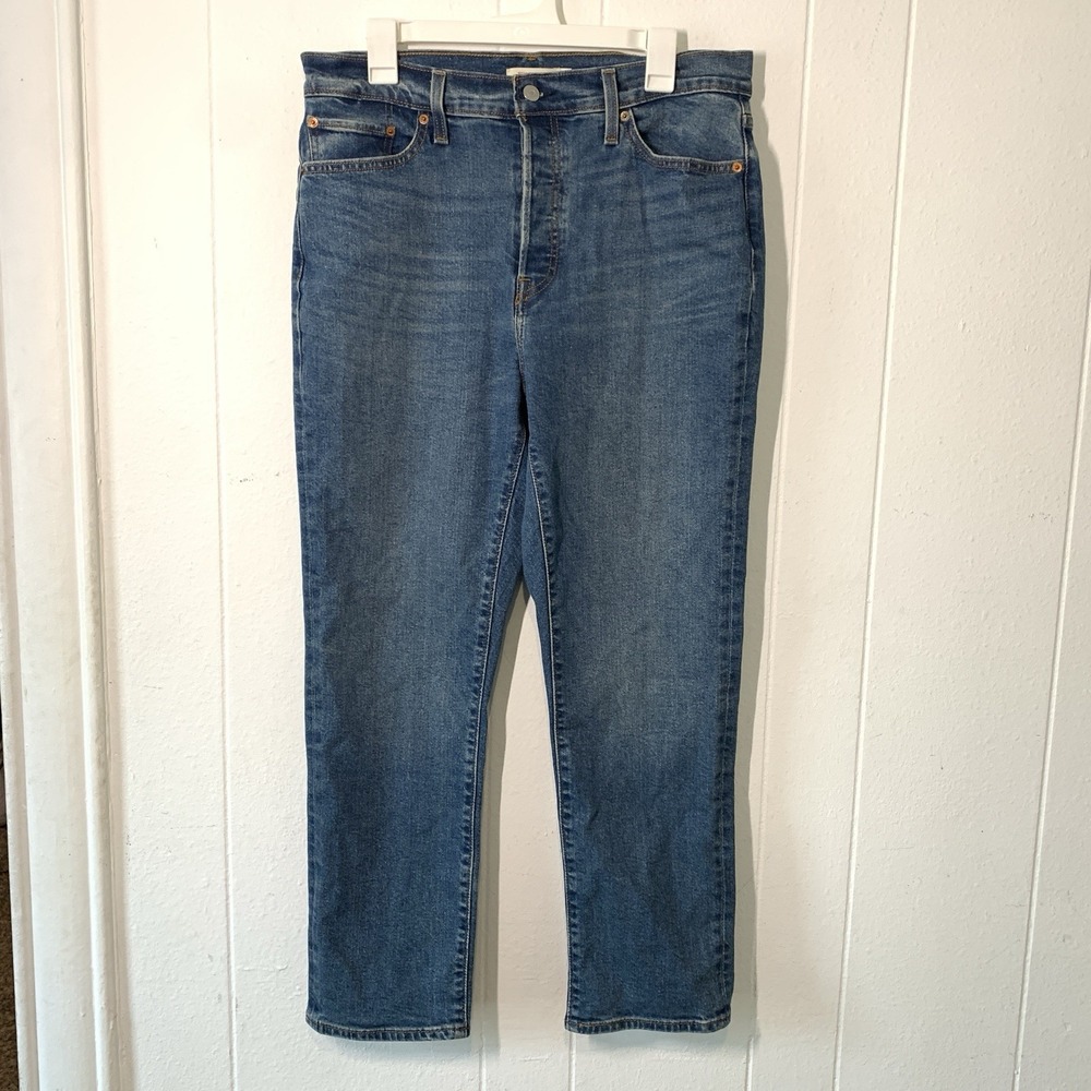 Levi's Women's 32 Jeans Denim Wedgie Straight Button Fly Medium Wash Stretch